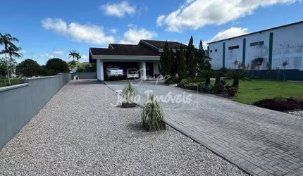 Casa Com 3 Dormitórios Rio Branco Brusque
