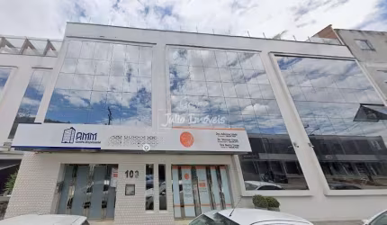 Sala comercial para locação na 1º de Maio