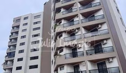 Apartamento com 3 suítes no Centro de Brusque.