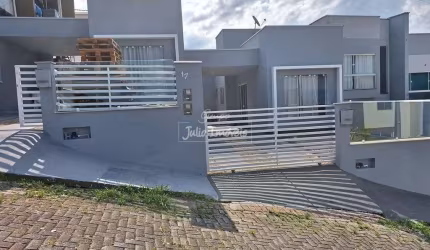 Casa geminada 2 quartos São Pedro em Brusque