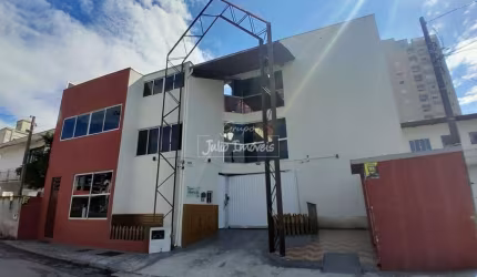 Apartamento de 1 quarto para alugar no Centro