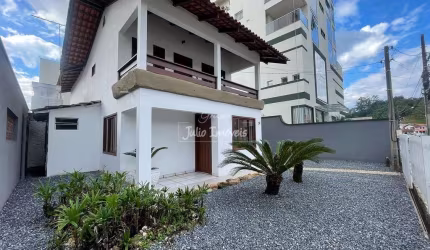 Casa para locação na Santa Rita em Brusque