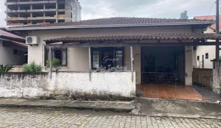 Casa com 5 Quartos em Santa Terezinha Brusque