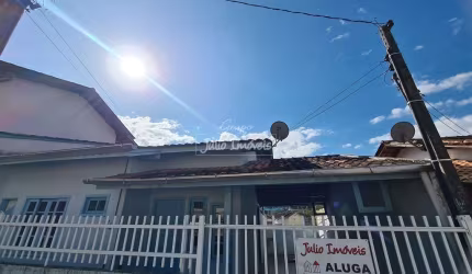 Casa com 2 dormitórios Tomaz Coelho
