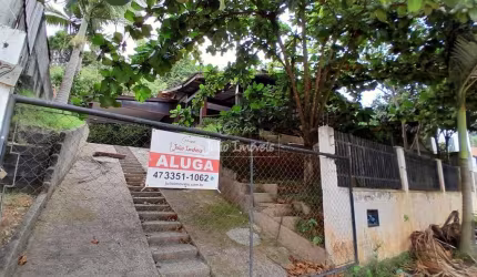 Casa para locação com 2 quartos na Limeira Brusque