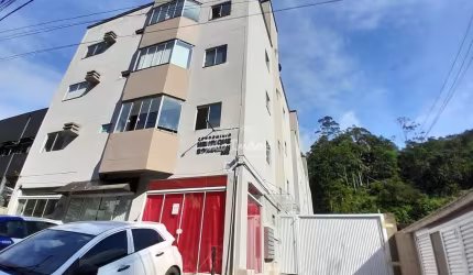 Apartamento semi mobiliado no bairro Centro II