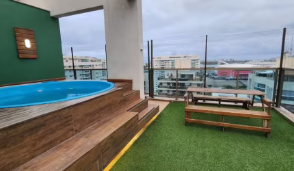 Vendo cobertura na Rua Aroazes prédio novo