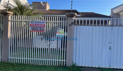 CASA A VENDA NA VILA YOLANDA