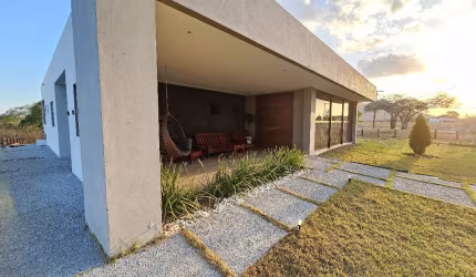 Magnífica casa no melhor condomínio fazenda da Paraíba.