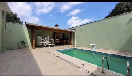 Casa em Condomínio à Venda - 3 dormitórios (1 SUÍTE) - km 21 da Raposo Tavares - Cotia/SP