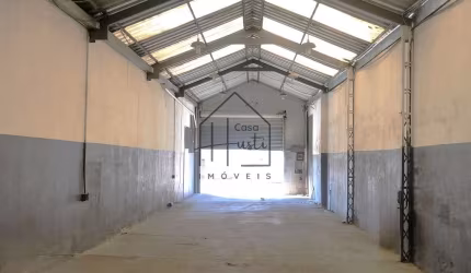 Galpão / Barracão -  VENDA ou LOCAÇÃO  -  Excelente Localização - 159m² -  2 Salas + vão com pé dir