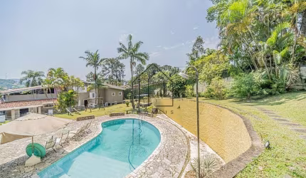 Casa com 5 dormitórios á venda, 750m² por R$ 2.900.000 - Condomínio Dom Henrique III - Cotia/SP