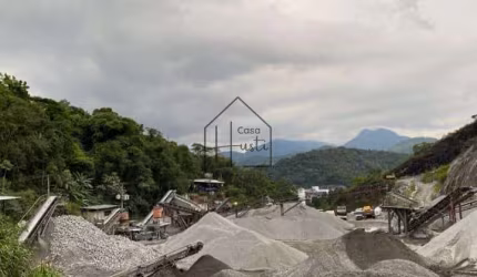 PEDREIRA PRODUZINDO, em Petrópolis, RJ