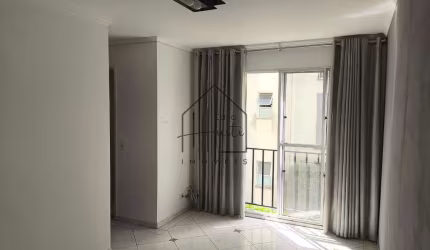 Apto à Venda ou Locação - 2 dormitórios - 45m² - Cond. Sabiás  - Jardim da Glória - Cotia/SP