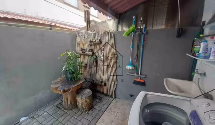 Casa em condomínio à Venda - 2 dormitórios - 48 m² - Água Espraiada (Caucaia do Alto) - Cotia/SP