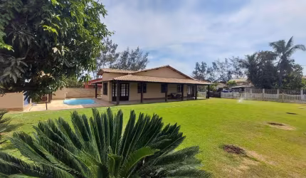 Casa para Venda em Cabo Frio, Long Beach (Tamoios), 4 dormitórios, 2 suítes, 4 banheiros, 2 vagas