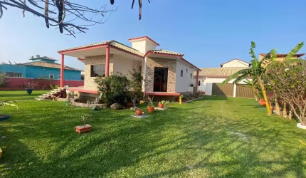 Casa para Venda em Cabo Frio, Orla 500 (Tamoios), 4 dormitórios, 4 suítes, 6 banheiros, 2 vagas
