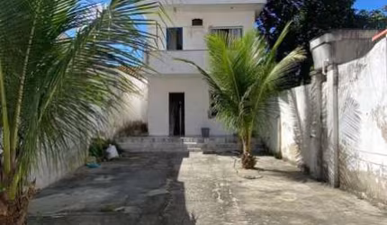 Casa para Locação em Cabo Frio, Centro, 2 dormitórios, 2 suítes, 3 banheiros