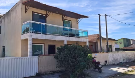 Casa para Venda em Cabo Frio, Santa Margarida II (Tamoios), 3 dormitórios, 3 suítes, 4 banheiros, 1 vaga