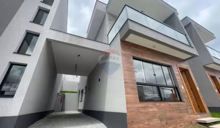 Luxuosa Casa de Condomínio em Teresópolis, RJ