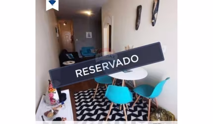 APARTAMENTO À VENDA COM 1 QUARTO NA VÁRZEA / TERESÓPOLIS