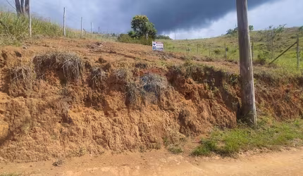 'Terreno dos Sonhos: 483m² em Teresópolis!'