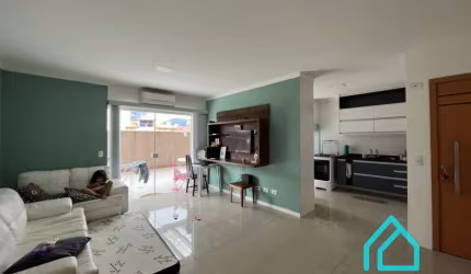 Apartamento térreo alto padrão à venda com 2 suítes na Praia do Itagua - Ubatuba SP
