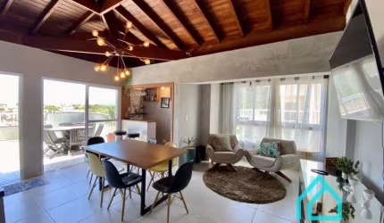 Linda Cobertura Duplex 3 dormitórios na Praia do Itaguá em Ubatuba SP