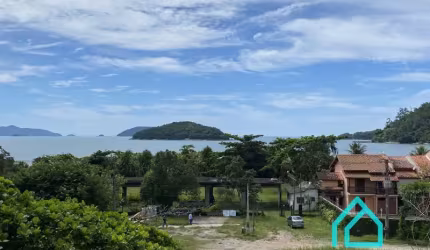 Apartamento novo a venda na Praia de Maranduba - Ubatuba SP