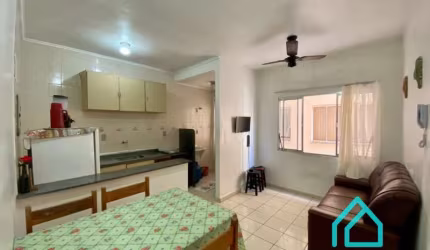 Oportunidade,  apartamento com 2 dormitórios a venda a 50 metros da Praia Grande SP