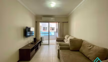Apartamento a venda com 2 dormitórios a poucos metros da orla da Praia do Itagua SP