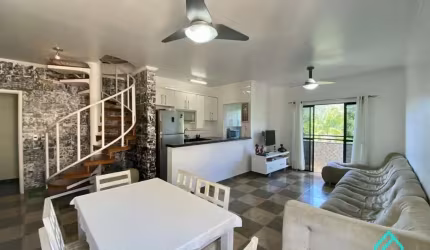 Cobertura Duplex Exclusiva à Venda na Praia das Toninhas - Luxo, Privacidade e Vista Deslumbrante