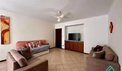 Apartamento amplo com 2 dormitórios a venda na Praia Grande Ubatuba SP