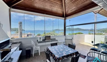 Linda cobertura linear com vista mar a venda na Praia da Enseada Ubatuba SP