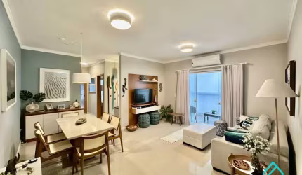 Apartamento amplo decorado com 2 suítes a venda na Praia do Itaguá Ubatuba SP