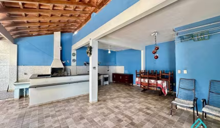 Linda casa a venda com 4 dormitórios na Praia do Pereque Açu Ubatuba SP
