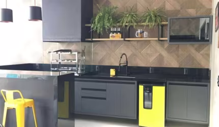 Casa de condomínio à venda em Taubaté, Residencial Ouroville, com 3 quartos, 255m²