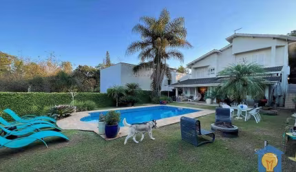 Casa com 4 dorms à Venda, a.c 496 m² por R$ 2.799.000 - Vila Santo Antônio - Cotia/SP
