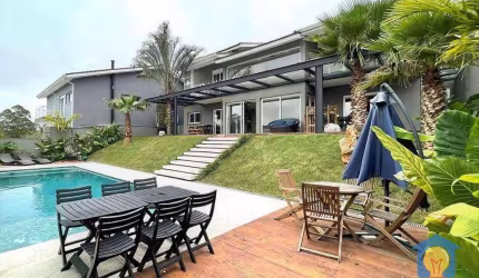 Casa com 4 dormitórios à venda, 463 m² por R$ 5.379.000,00 - Parque das Artes - Embu das Artes/SP