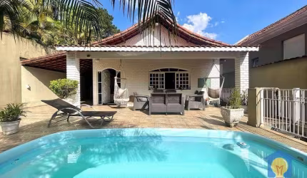 Casa com 3 dorms à Venda por R$ 989.000 - Vila Diva - Carapicuíba/SP