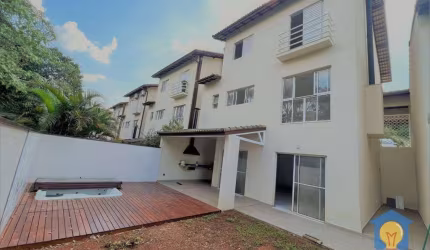 Casa com 3 Suítes à Venda, a.t 448m² por R$ 1.490.000 - Pinus Park - Granja Viana Cotia/SP