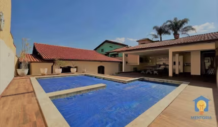 Casa com 4 Suítes à Venda, 600 m² por R$ 2.100.000 - Parque Dom Henrique - Cotia/SP