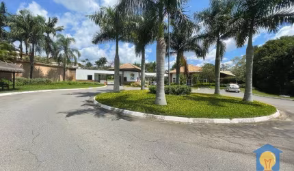 Oportunidade, Terreno à venda, 700 m² por R$ 370.000 - Parque das Artes - Embu das Artes/SP