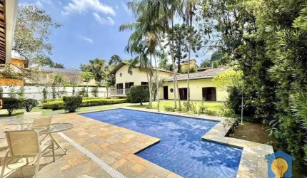 Casa com 4 Suítes à Venda,  1090m² por R$ 2.300.000 - Chácara Eliana - Cotia/SP