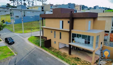 Casa com 4 dorms à Venda, 190 m² por R$ 799.000 - Sítio Boa Vista - Terra Nobre, Cotia/SP