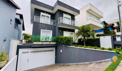 Casa com 4 Suítes à Venda por R$ 1.645.000 - Bairro Moinho Velho - Granja Viana Cotia/SP