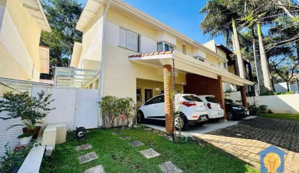 Casa com 4 dorms à Venda, 340 m² por R$ 1.170.000 - Granja Viana - Cotia/SP