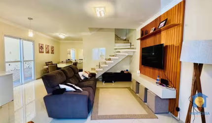 Casa com 3 dorms à Venda, 133 m² por R$ 799.000 - Chácara Ondas Verdes - Granja Viana, Cotia/SP