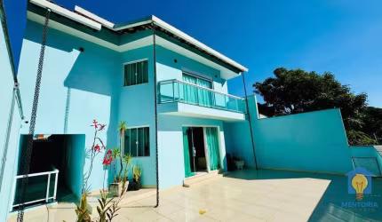 Casa com 4 Suítes à Venda, 285 m² por R$ 1.100.000 - Jardim Salete - Taboão da Serra/SP