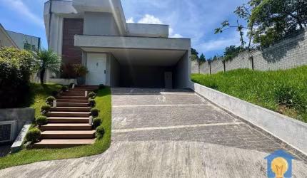 Casa à venda no condomínio Palm Hills